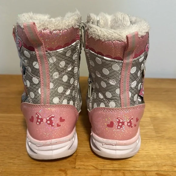Minnie Mouse winter boots size 9c - Picture 4 of 7